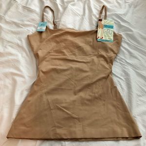 Assets by Sarah Blakley Scoop Camisole